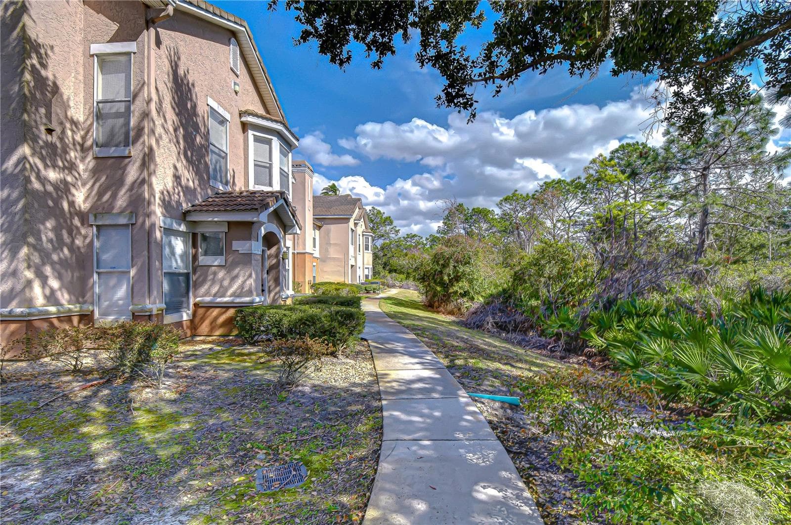 Condominium at 10409 VILLA VIEW CIR #10409, TAMPA, photo 2 of 48