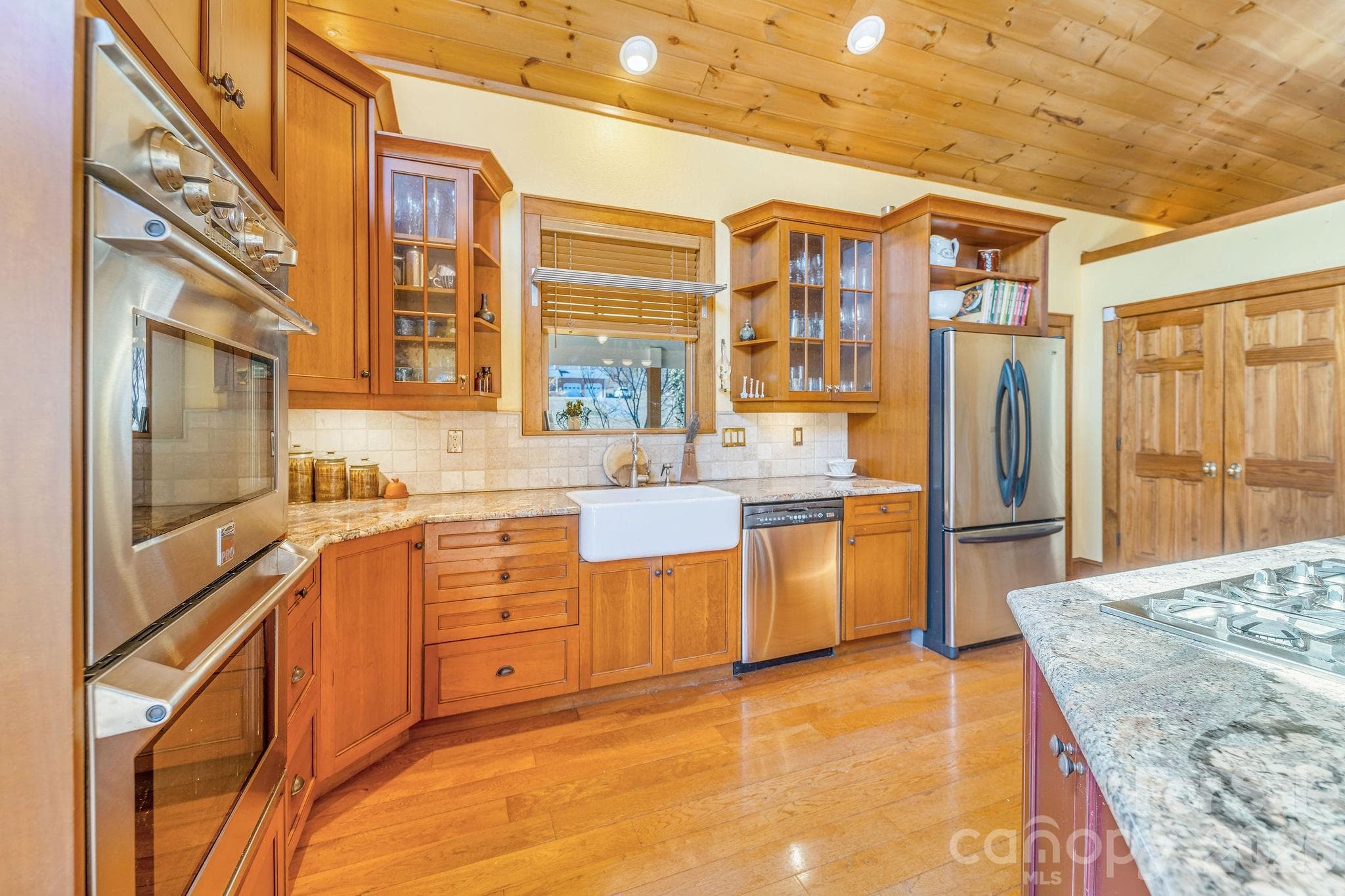 Kitchen with dedicated pantry - 22 Mountain Spring Lane, Canton