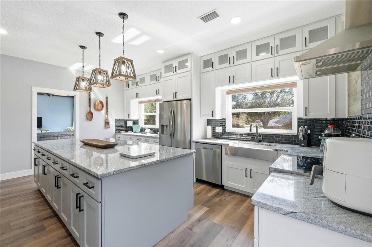 Single Family Residence at 5225 GLENMORE DR, LAKELAND, photo 14 of 60