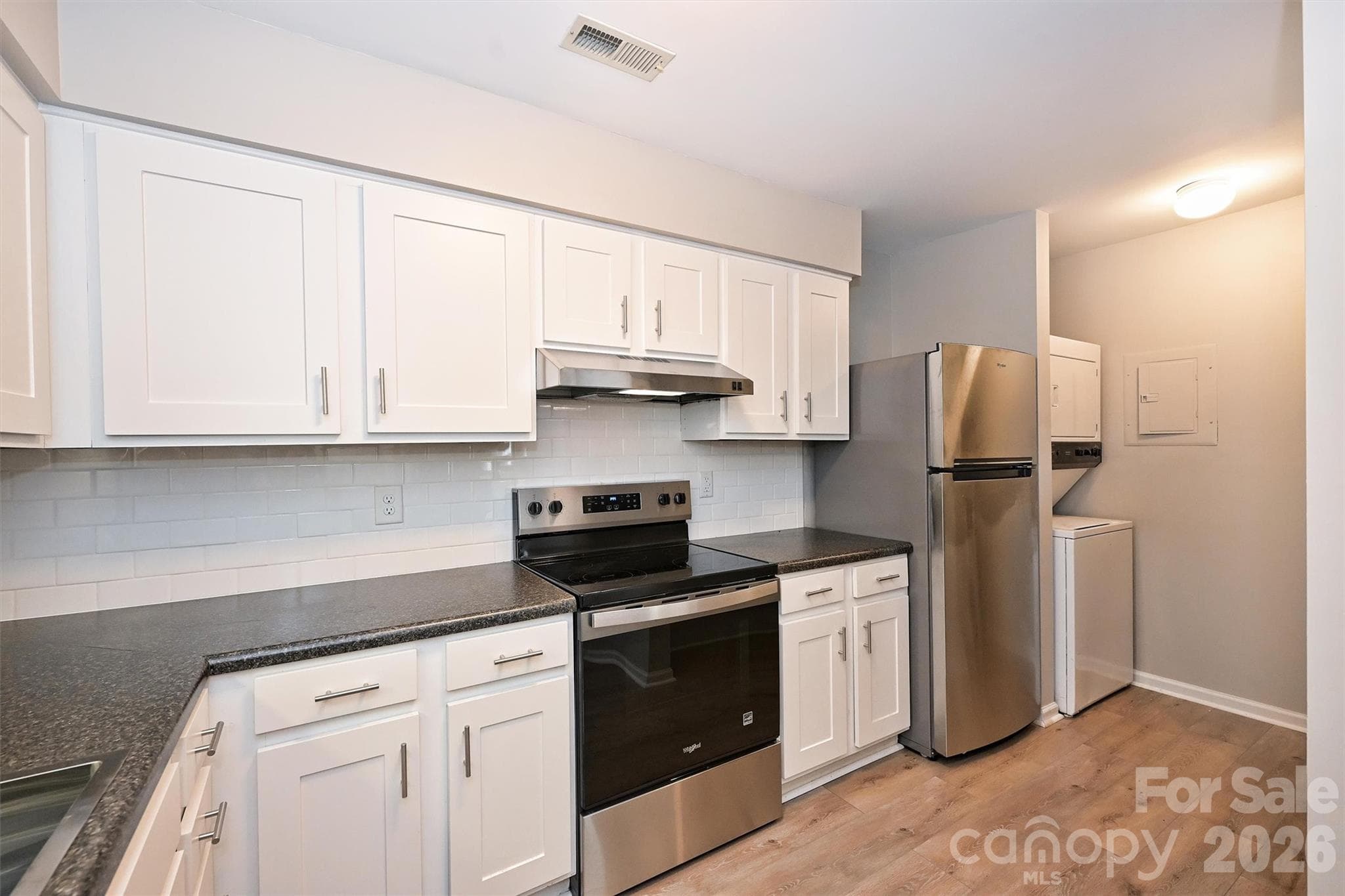 Condominium at 1031 Churchill Downs Court, Charlotte, photo 10 of 23