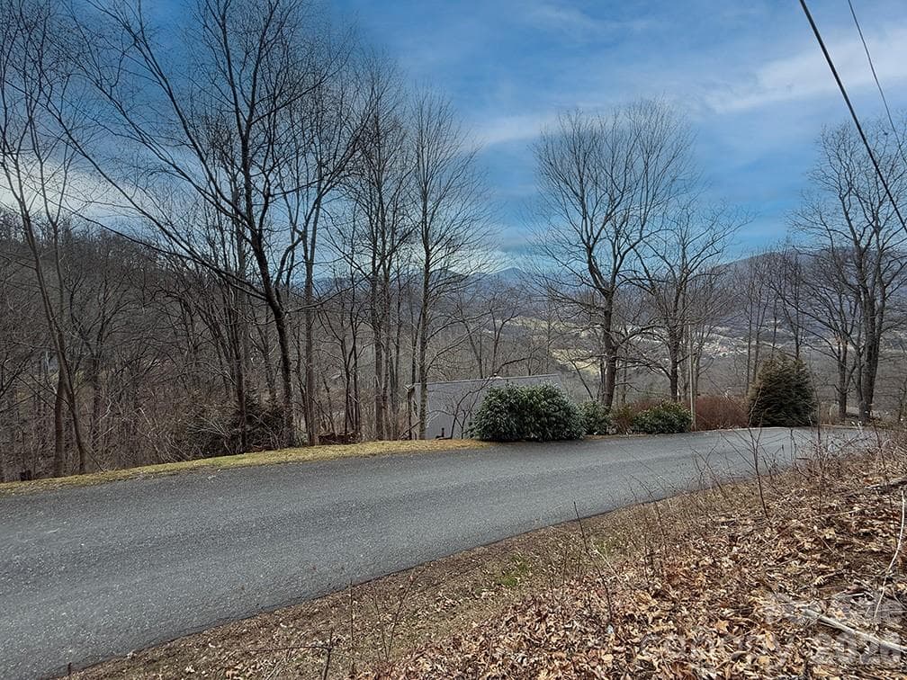 Panoramic Mountain Views from Property - Waynesville