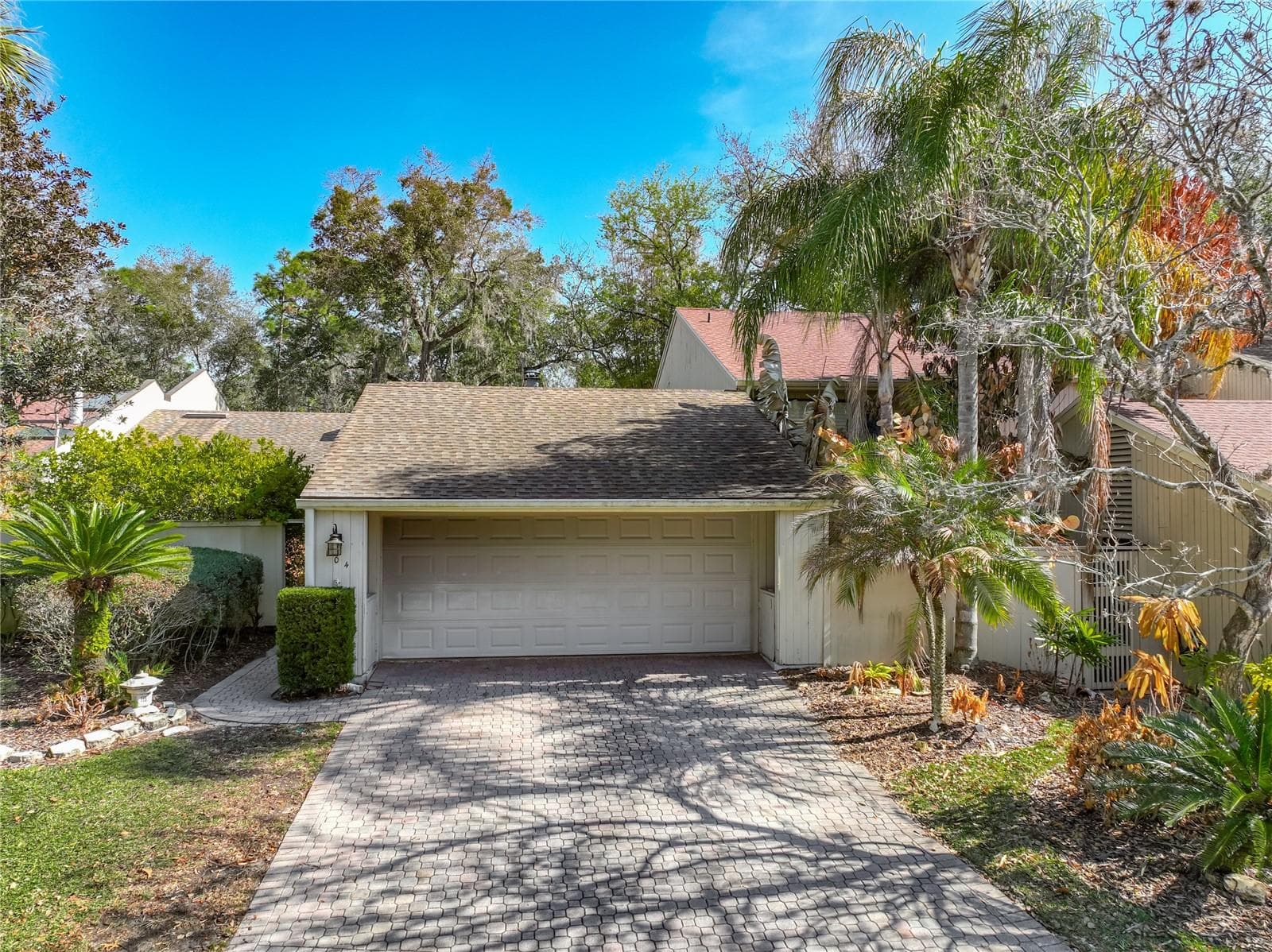 104 JUNIPER LN