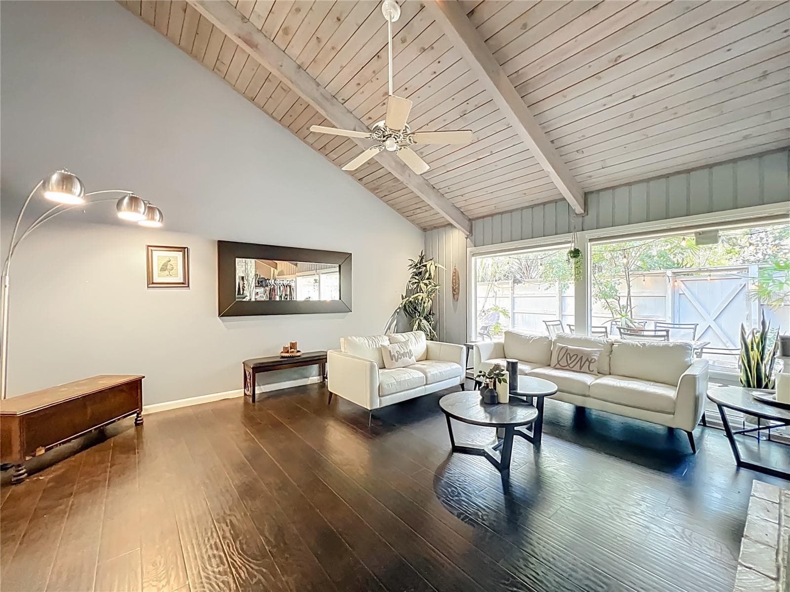 Formal Living Room - 104 JUNIPER LN, LONGWOOD