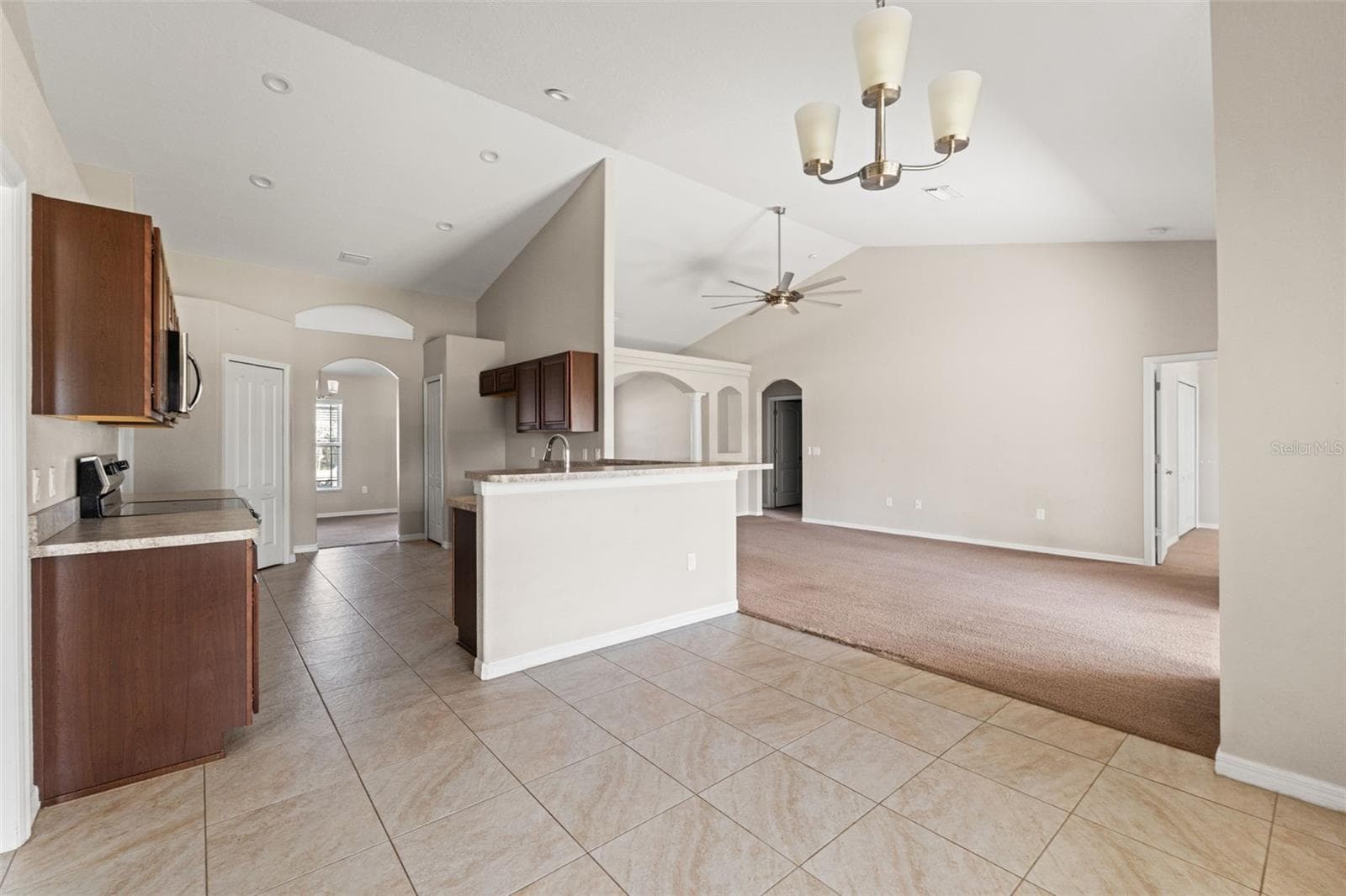 Single Family Residence at 11428 PELICAN AVE, WEEKI WACHEE, photo 12 of 42