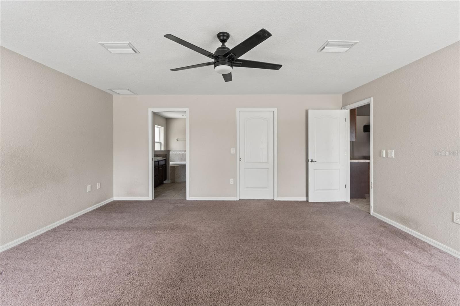 Single Family Residence at 11428 PELICAN AVE, WEEKI WACHEE, photo 22 of 42