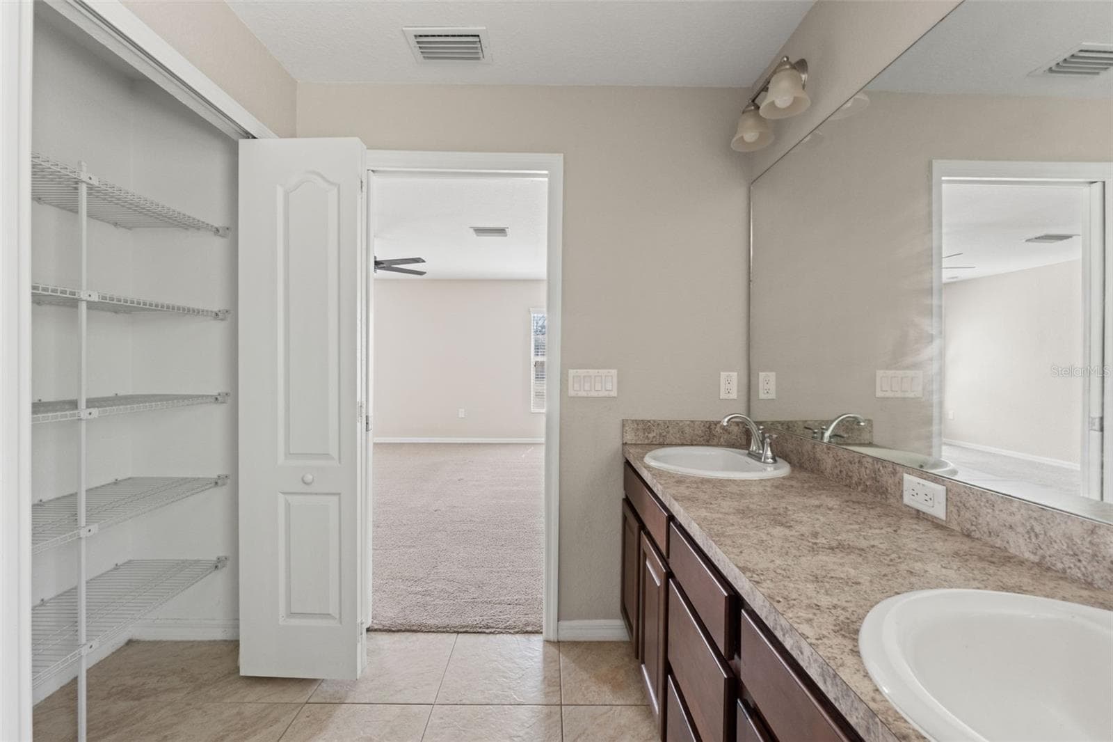 Single Family Residence at 11428 PELICAN AVE, WEEKI WACHEE, photo 25 of 42