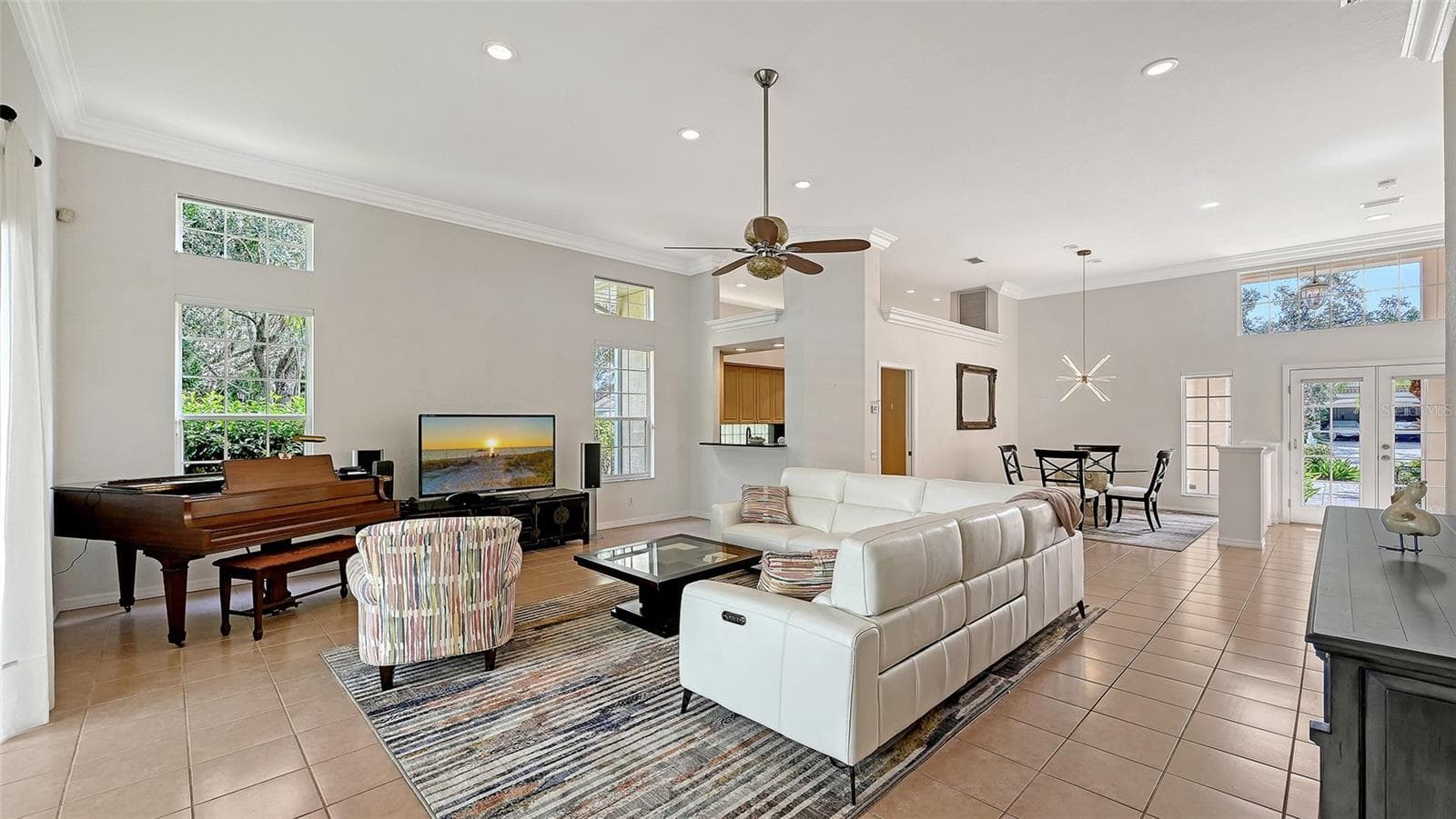 Single Family Residence at 7318 WINDEMERE LN, UNIVERSITY PARK, photo 12 of 55