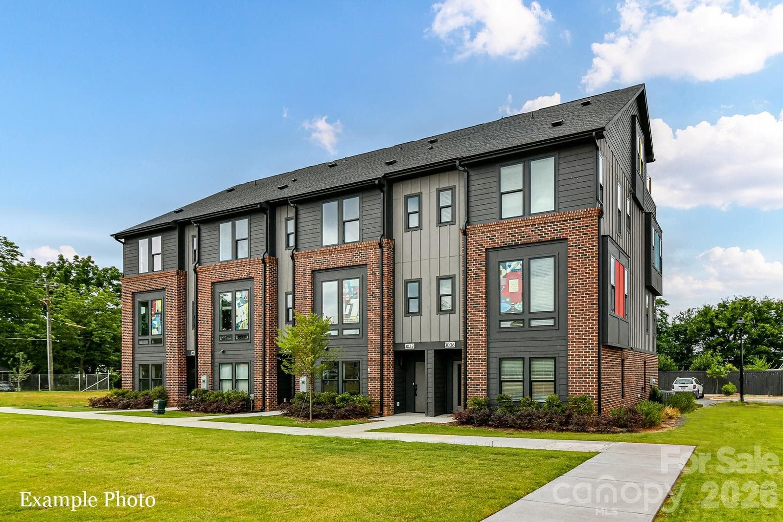 Townhouse at Charlotte, photo 2 of 22