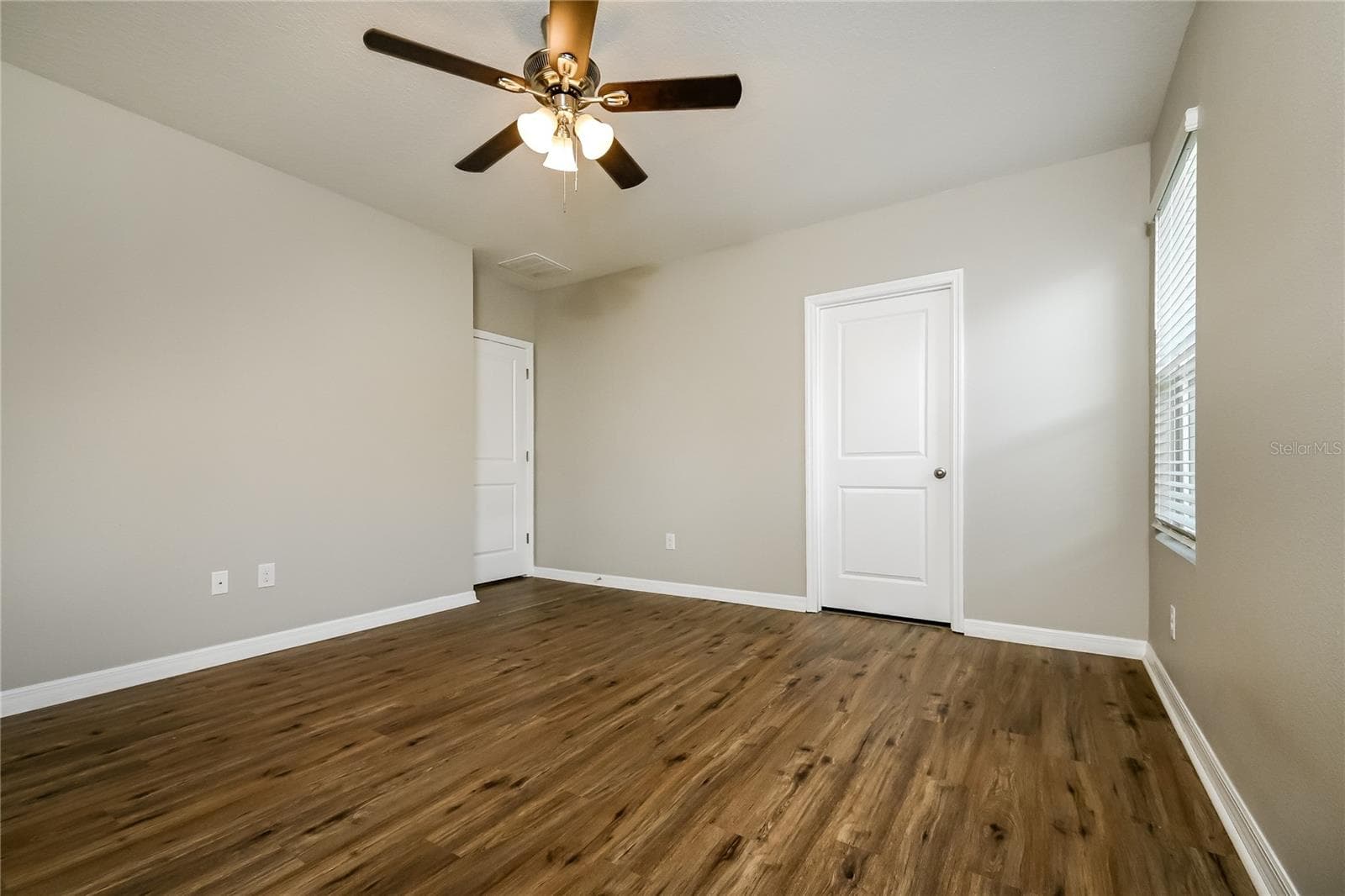 Single Family Residence at 4106 WILLOW HAMMOCK DR, PALMETTO, photo 9 of 15