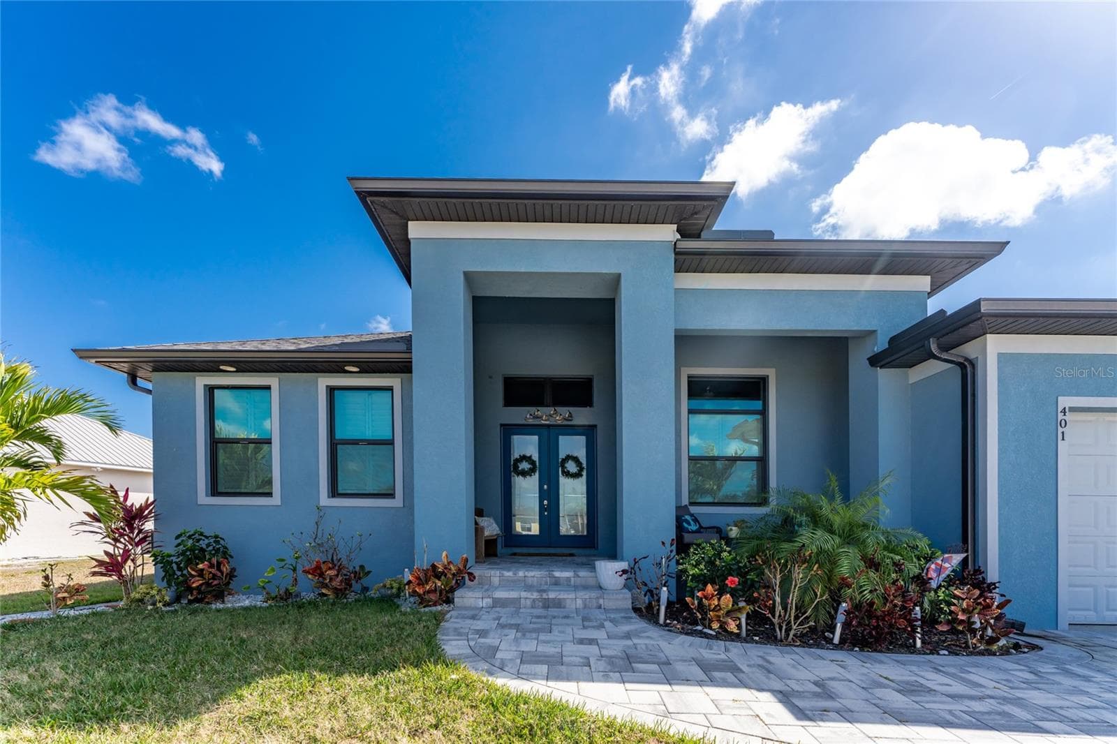 Single Family Residence at 401 ALBATROSS RD, ROTONDA WEST, photo 2 of 86