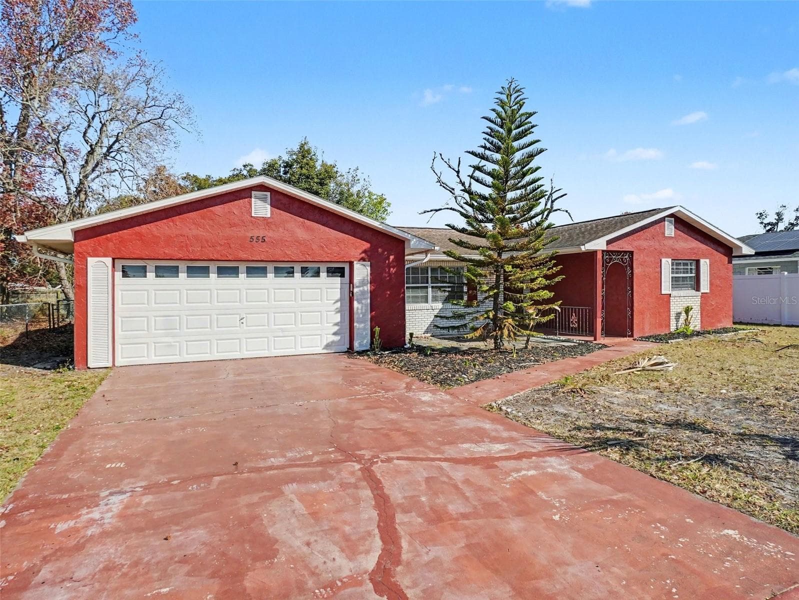 555 THOMAS JEFFERSON WAY