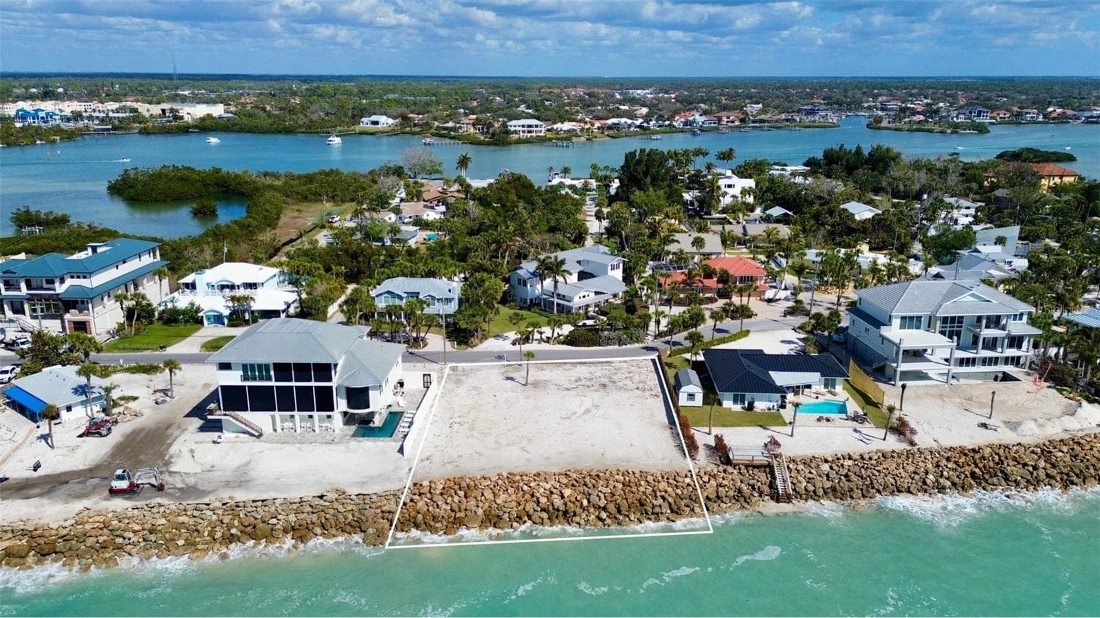 Single Family Residence at 3761 CASEY KEY RD, NOKOMIS, photo 7 of 23