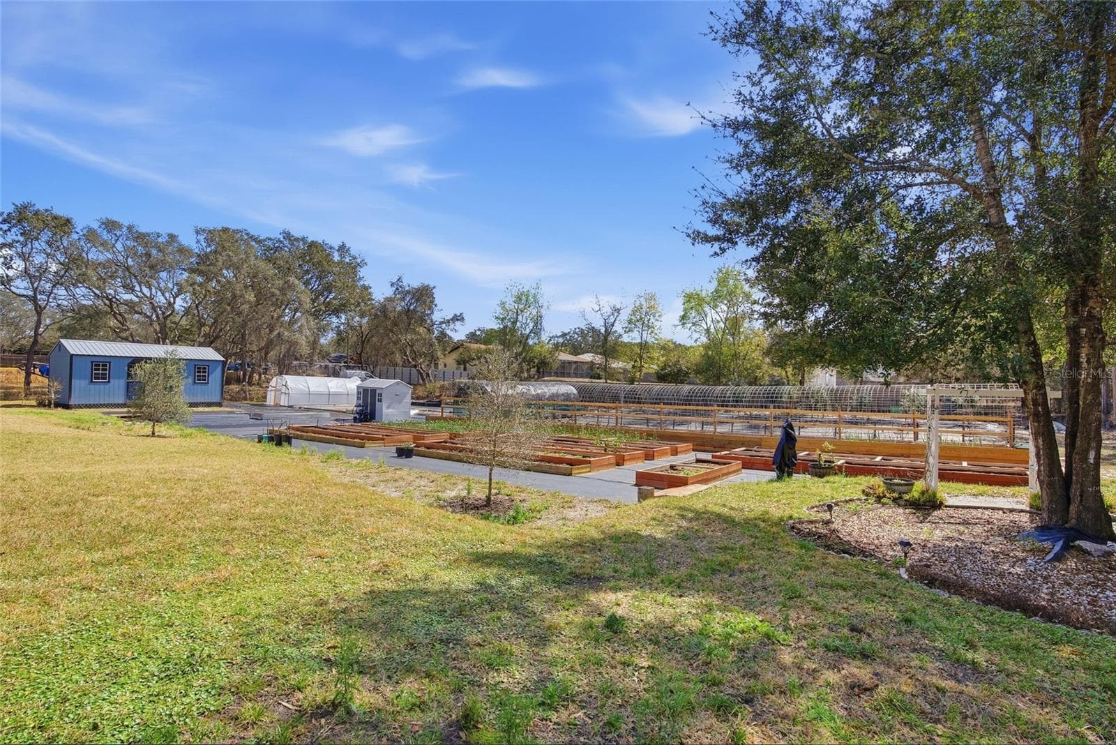 Your Own Homestead - 16090 FRINGE TREE DR, SPRING HILL
