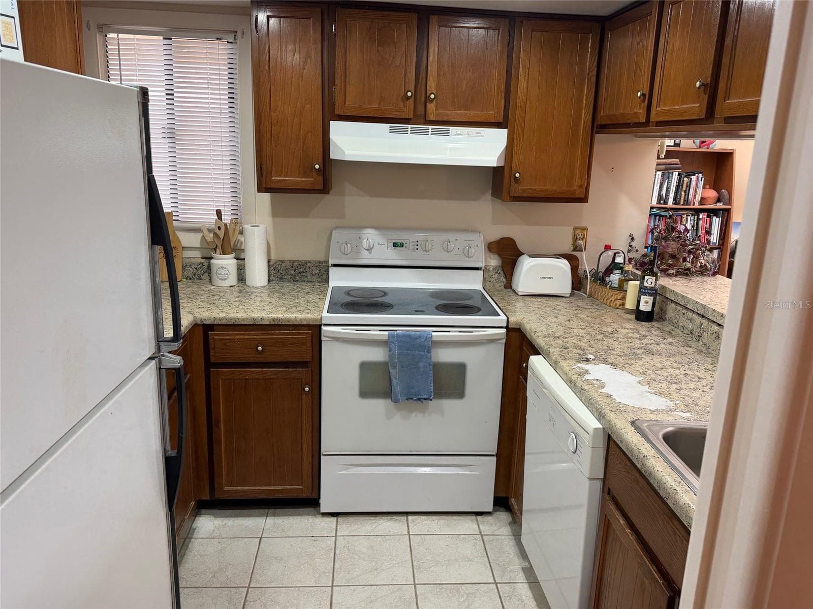 Condominium at 1051 S HIGHLAND ST #3D, MOUNT DORA, photo 6 of 19