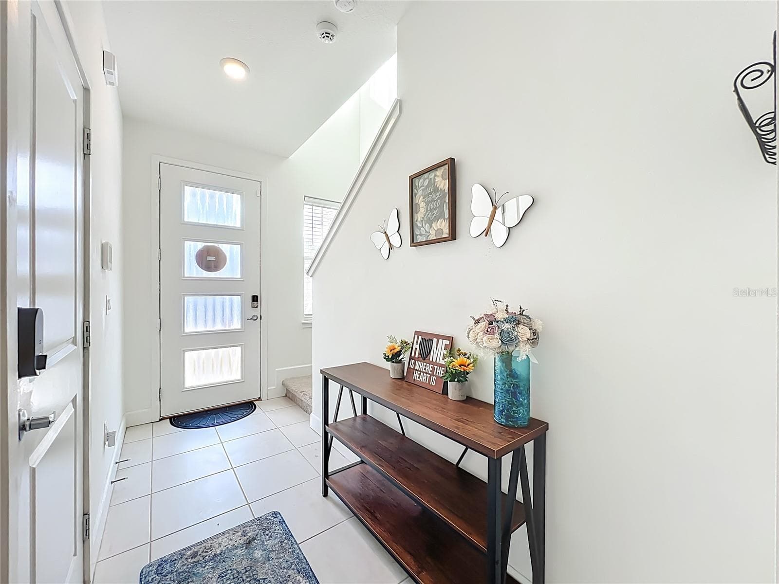 Townhouse at 1371 CAPTIVA CV, SANFORD, photo 4 of 56