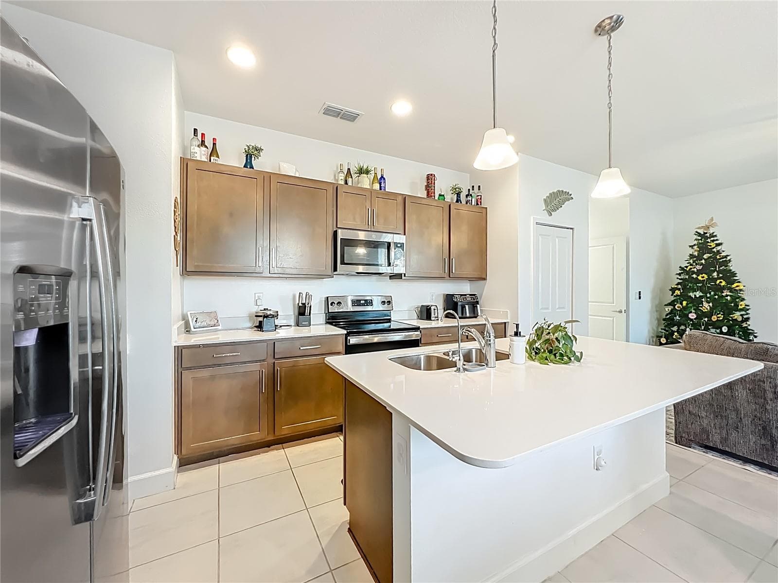 Townhouse at 1371 CAPTIVA CV, SANFORD, photo 15 of 56