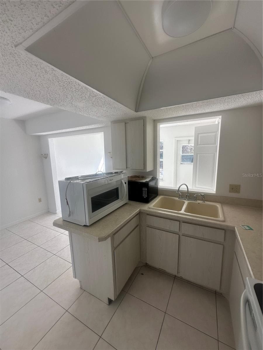 Condominium at 4158 TAMIAMI TRL #B1, PORT CHARLOTTE, photo 6 of 18