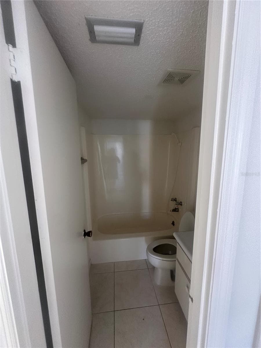 Condominium at 4158 TAMIAMI TRL #B1, PORT CHARLOTTE, photo 15 of 18
