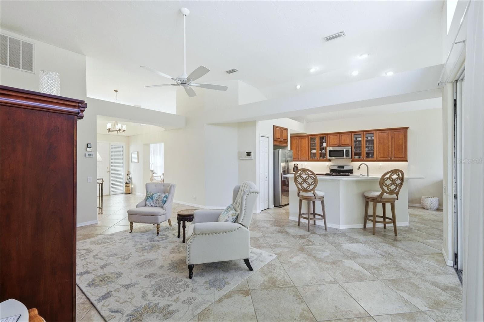 Single Family Residence at 6411 BERKSHIRE PL, UNIVERSITY PARK, photo 13 of 52