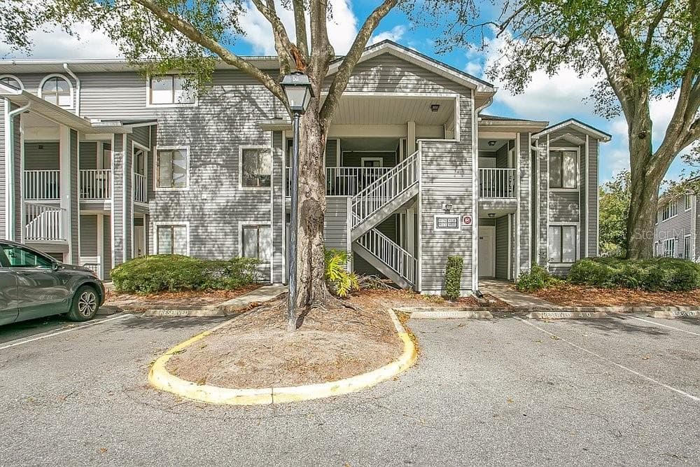 9513 DARIEN AVE #9513