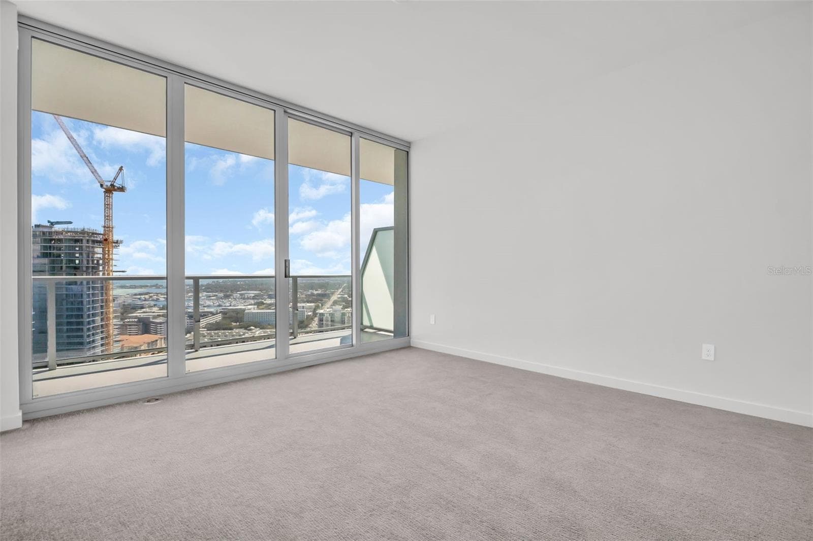 Condominium at 400 CENTRAL AVE #2605, ST PETERSBURG, photo 33 of 74