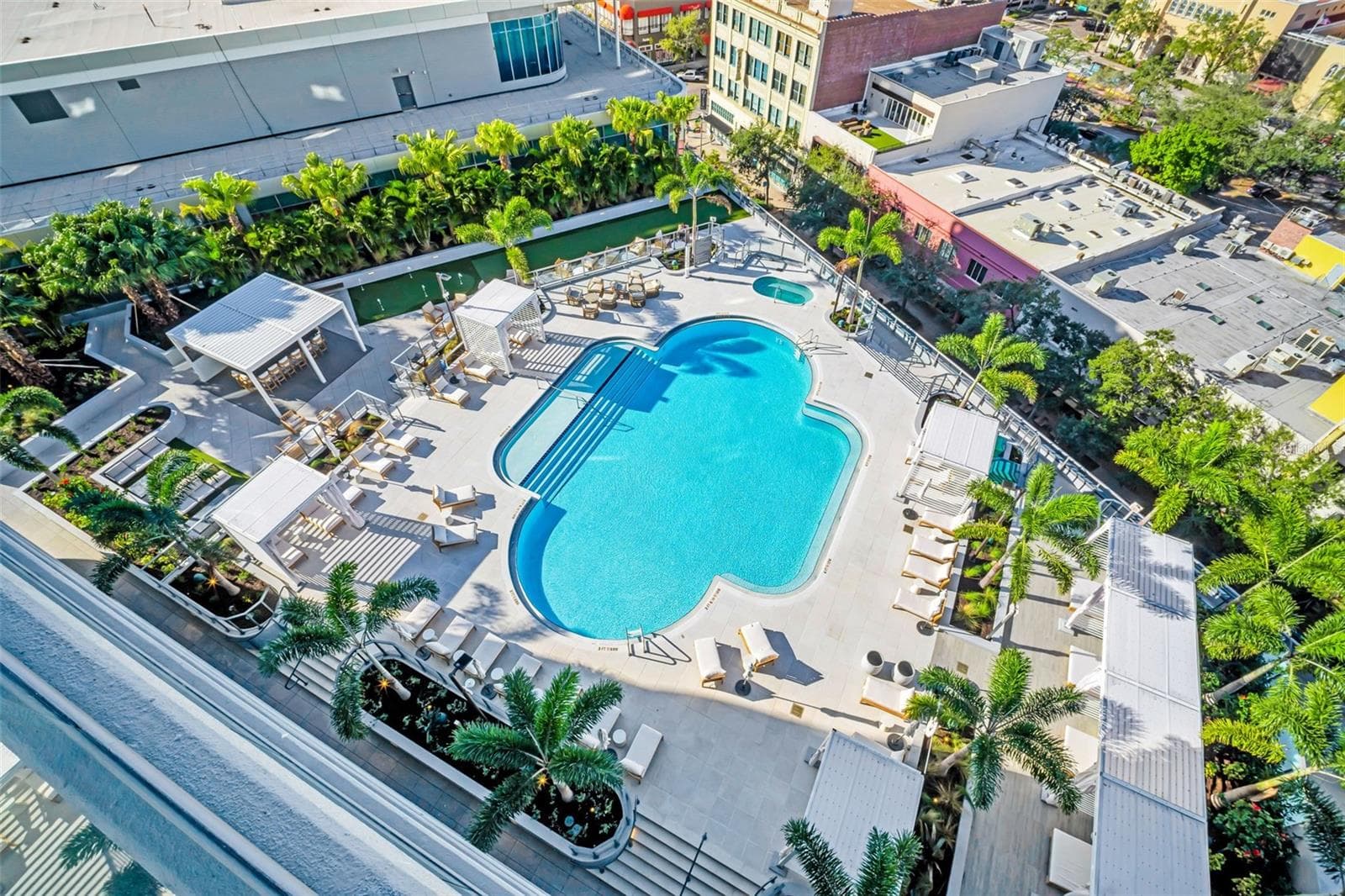 Condominium at 400 CENTRAL AVE #2605, ST PETERSBURG, photo 52 of 74