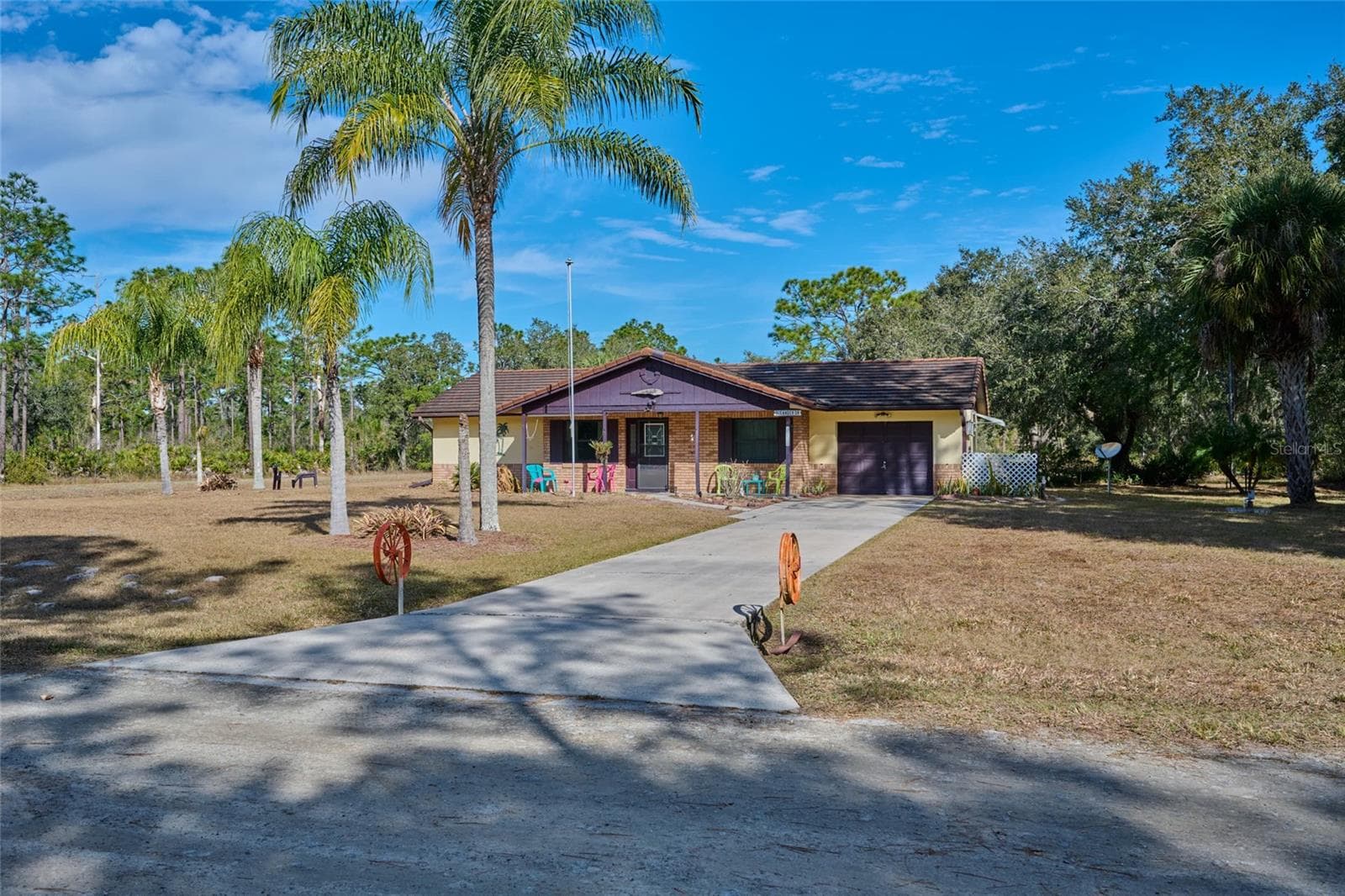 FRONT FROM ROAD - 4220 OLEANDER DR, INDIAN LAKE ESTATES
