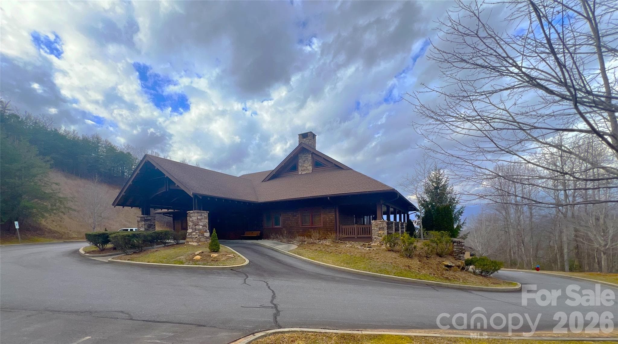 Gorgeous Community Club House - Black Mountain