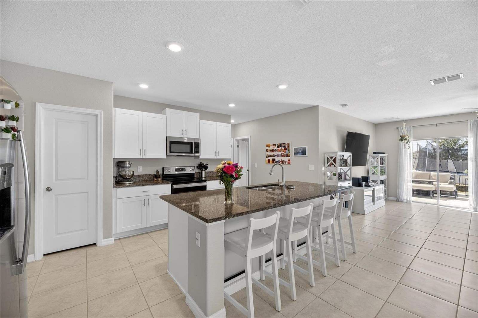 Single Family Residence at 16791 DELIA ST, WIMAUMA, photo 4 of 53