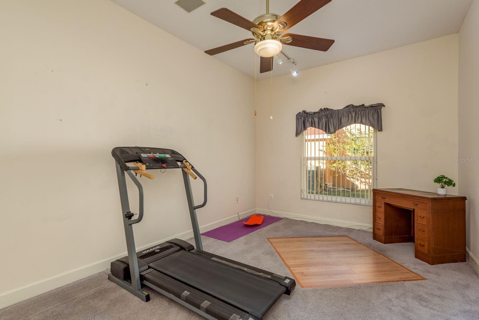 Single Family Residence at 771 WEATHERSFIELD DR, DUNEDIN, photo 21 of 35