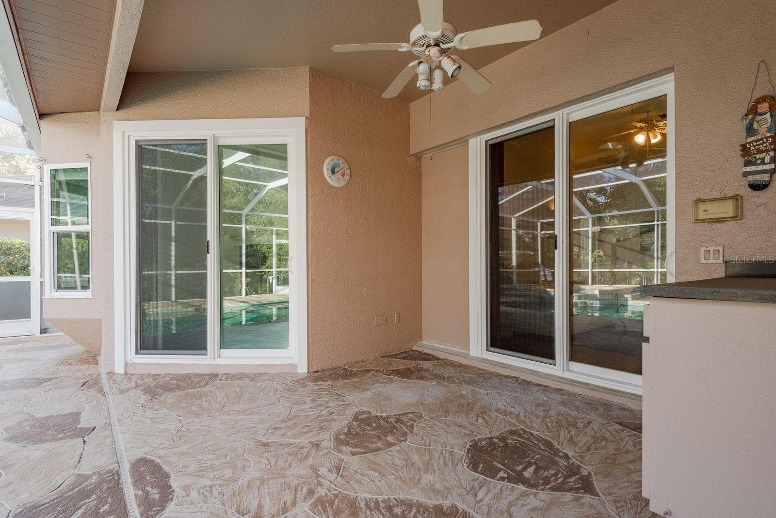 Single Family Residence at 771 WEATHERSFIELD DR, DUNEDIN, photo 27 of 35