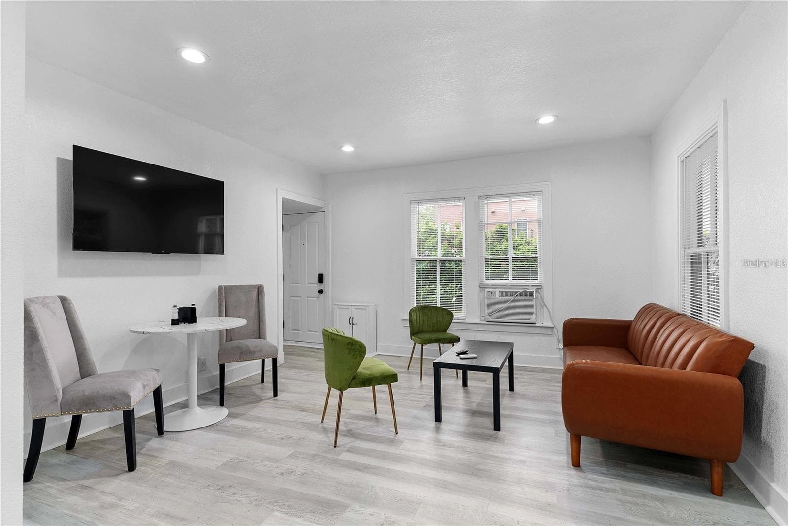 Quadruplex at 412 E HARWOOD ST, ORLANDO, photo 34 of 56
