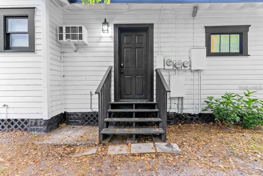 Quadruplex at 412 E HARWOOD ST, ORLANDO, photo 46 of 56