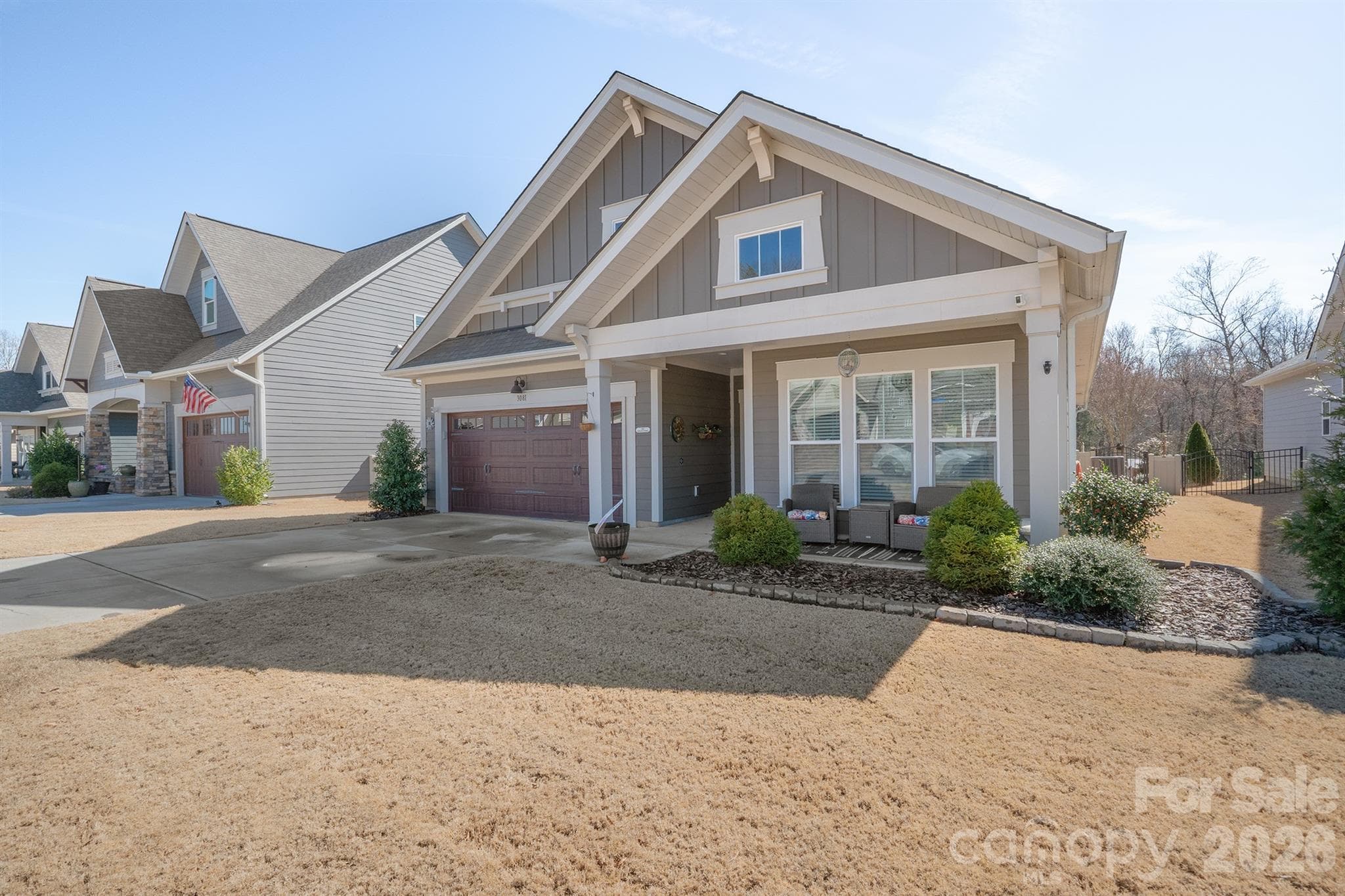 Front - 3081 Spring Forest Road, Harrisburg