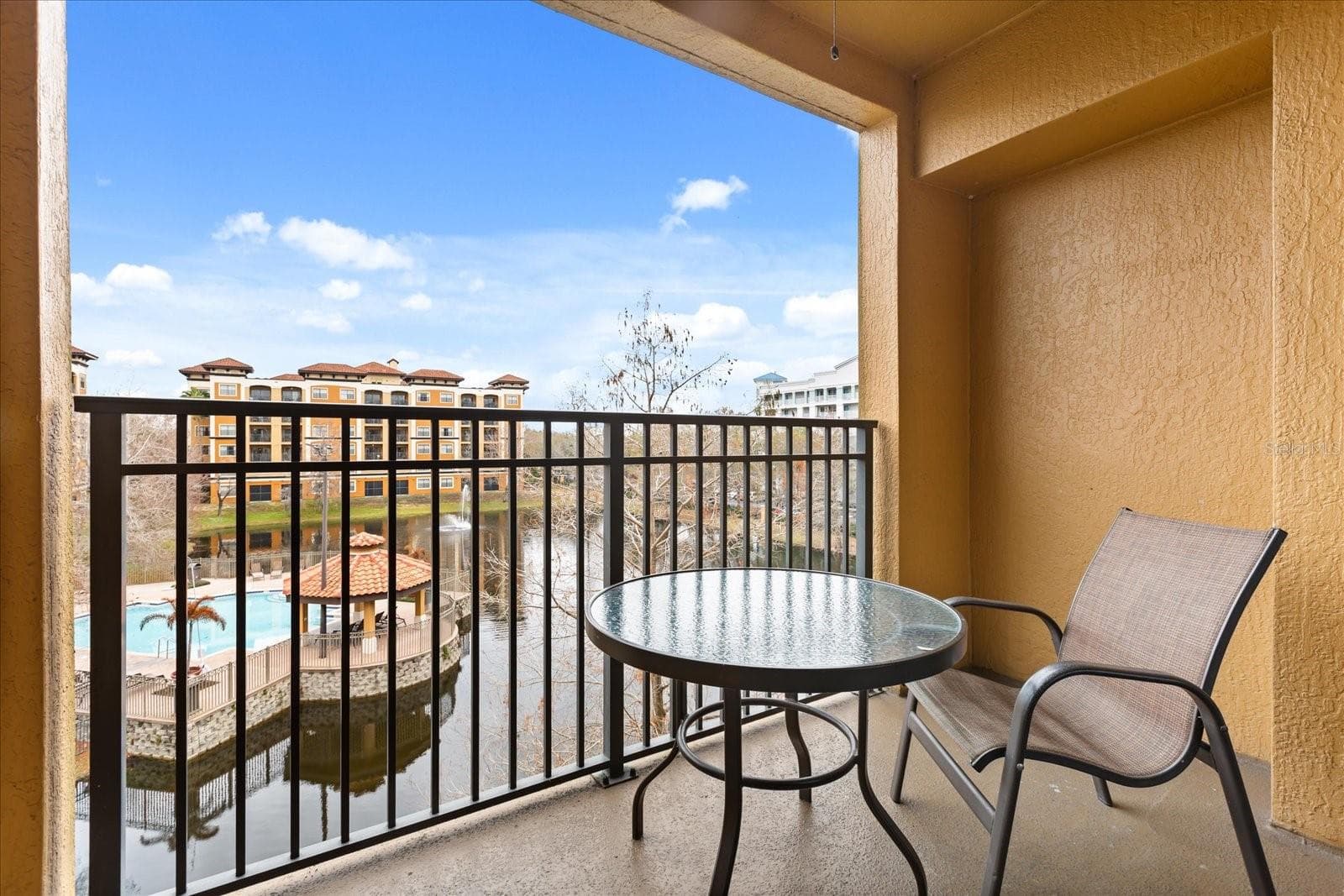 Condo - Hotel at 12539 FLORIDAYS RESORT DR #404D, ORLANDO, photo 9 of 61