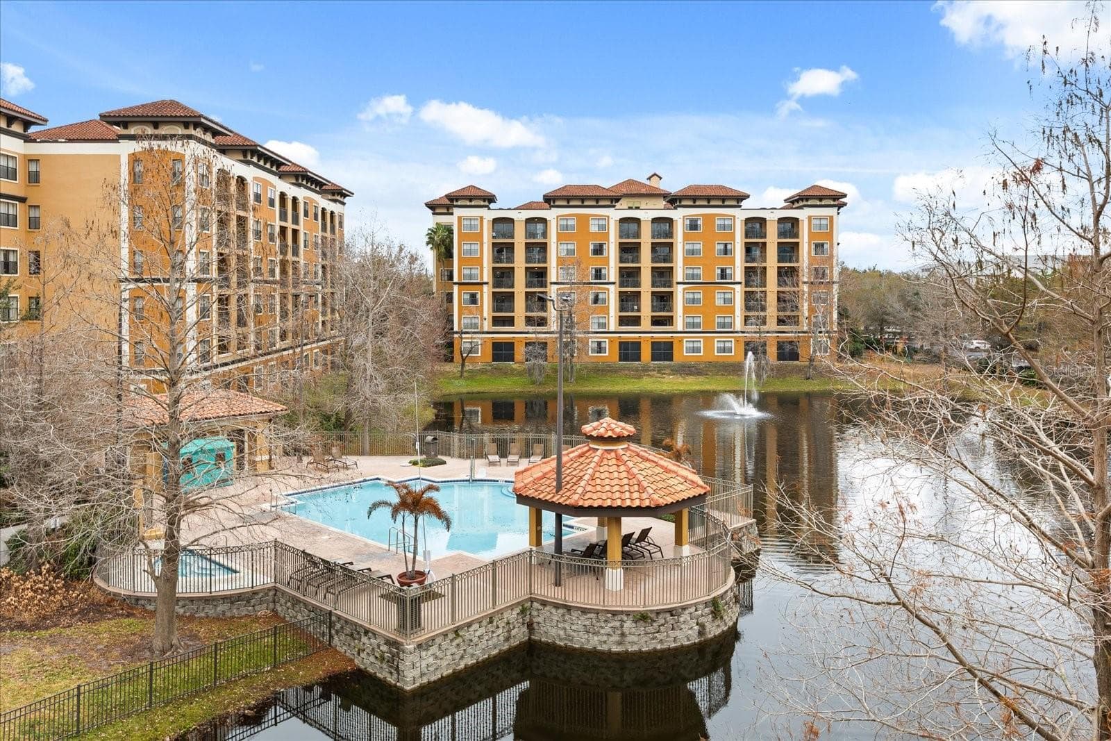 Condo - Hotel at 12539 FLORIDAYS RESORT DR #404D, ORLANDO, photo 10 of 61