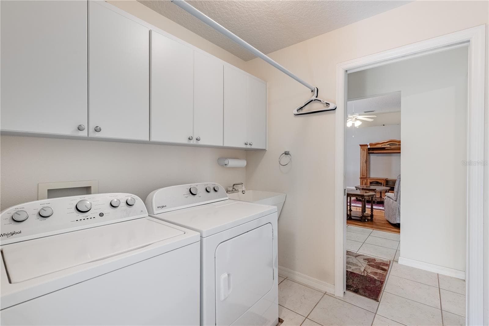 Laundry room - 5732 FREEPORT DR, TAVARES