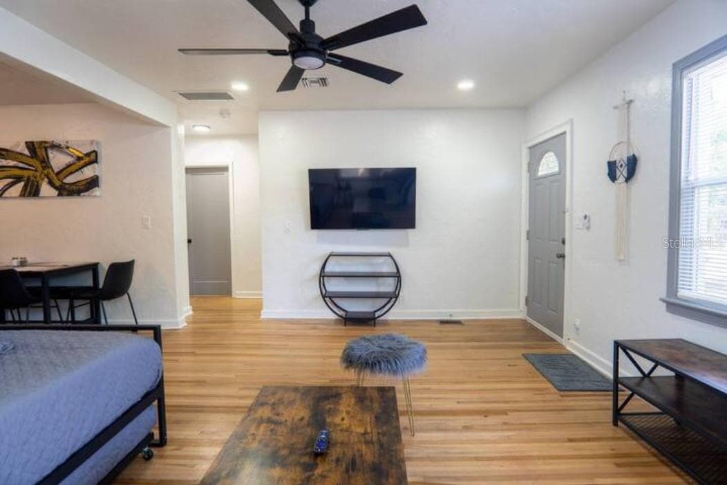 Triplex at 2008 PAGE AVE, ORLANDO, photo 20 of 68