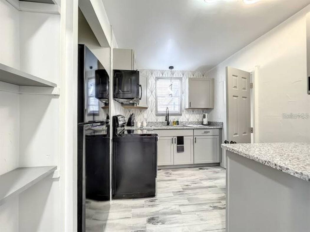 Triplex at 2008 PAGE AVE, ORLANDO, photo 49 of 68