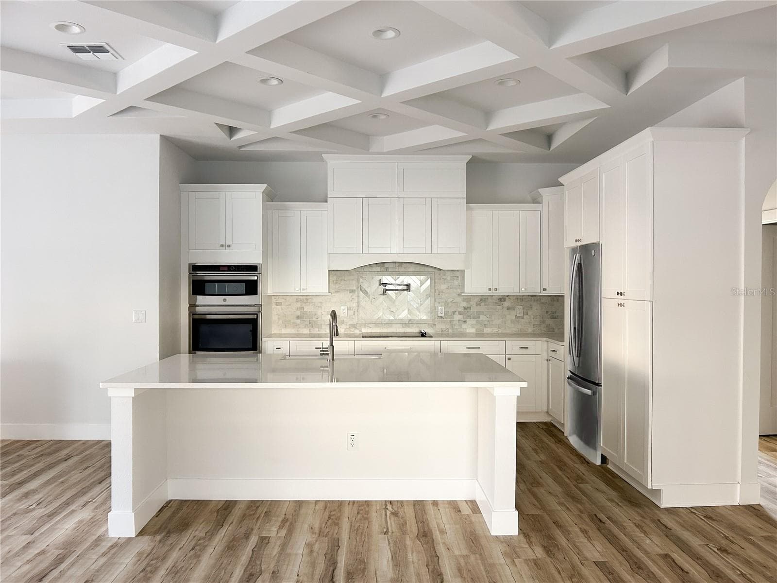 Dream Kitchen - 407 GEORGIA AVE, CRYSTAL BEACH
