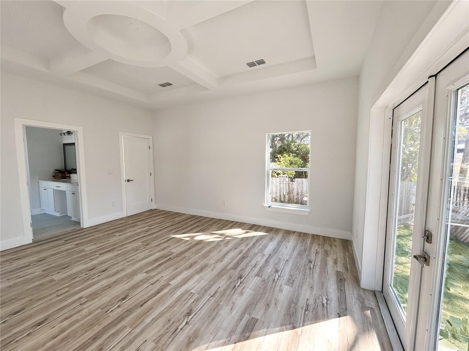 Master Bedroom w/French Doors - 407 GEORGIA AVE, CRYSTAL BEACH
