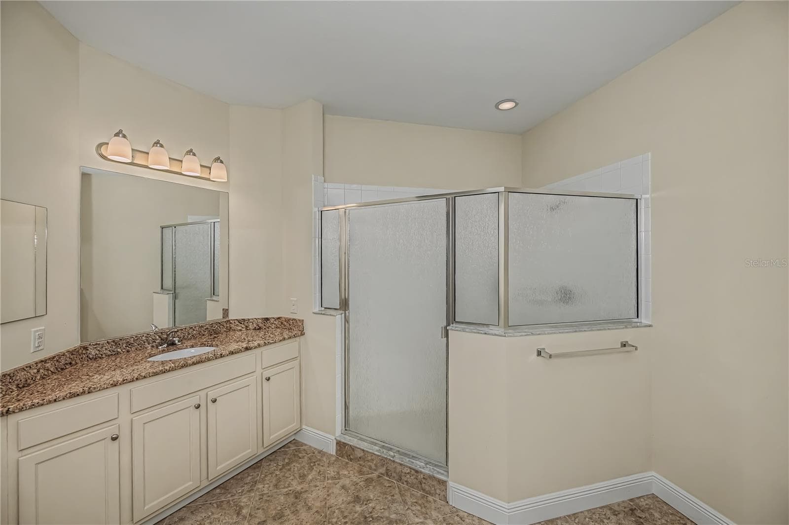 incredible primary bathroom - 25601 HERITAGE LAKE BLVD #46, PUNTA GORDA