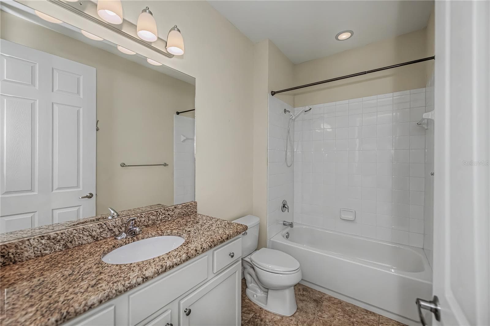 full bath in 2nd ensuite bedroom - 25601 HERITAGE LAKE BLVD #46, PUNTA GORDA