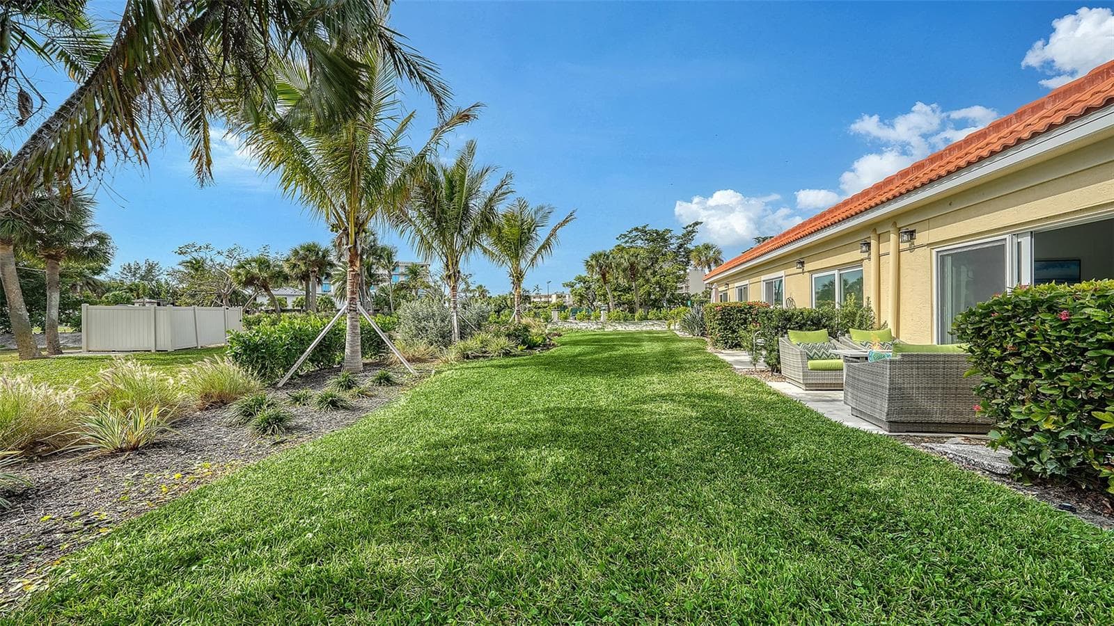 backyard - 4720 GULF OF MEXICO DR #Villa 2, LONGBOAT KEY