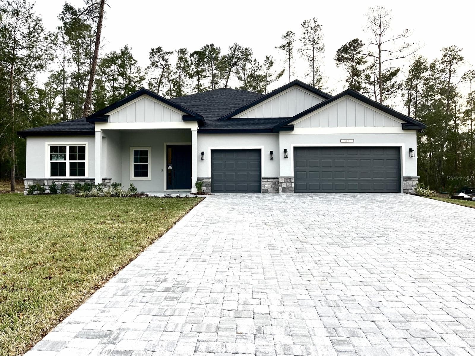40 VILLAGE CENTER DR