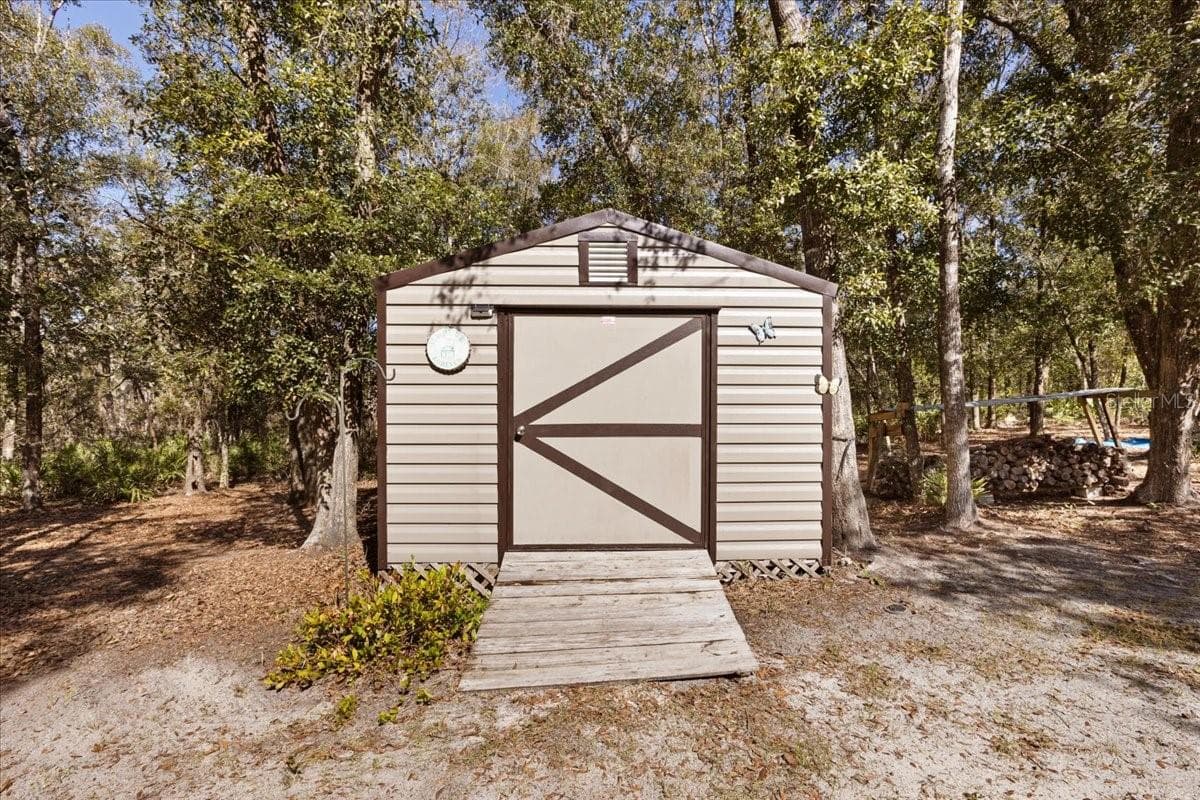 Manufactured Home at 1658 NE 743RD ST, OLD TOWN, photo 33 of 53