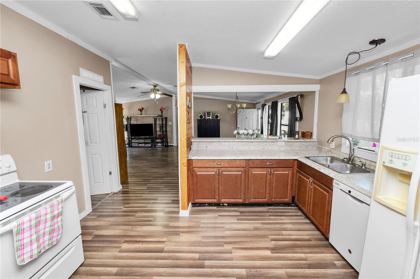 Manufactured Home at 4916 ROLLINGLEN LOOP, LAKELAND, photo 14 of 42