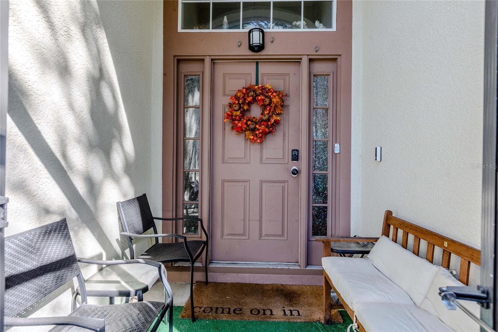 Single Family Residence at 6803 GUILFORD CREST DR, APOLLO BEACH, photo 4 of 28