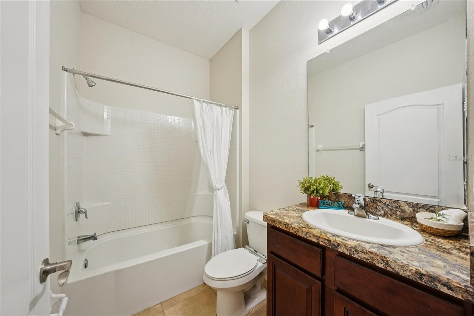 Single Family Residence at 11129 KISKADEE CIR, NEW PORT RICHEY, photo 19 of 40