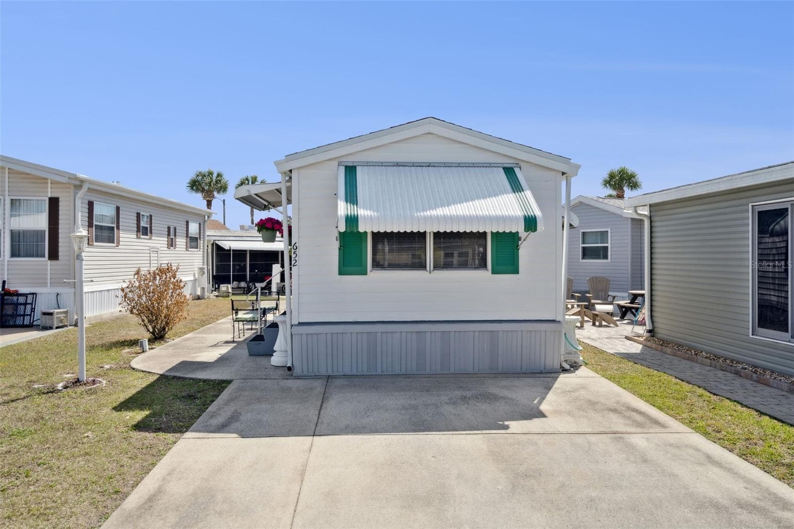 Manufactured Home at 9000 US HIGHYWAY 192 #652, CLERMONT, photo 2 of 41